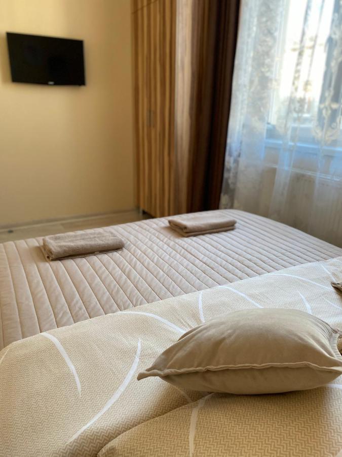 לבוב Opera House Apartment מראה חיצוני תמונה