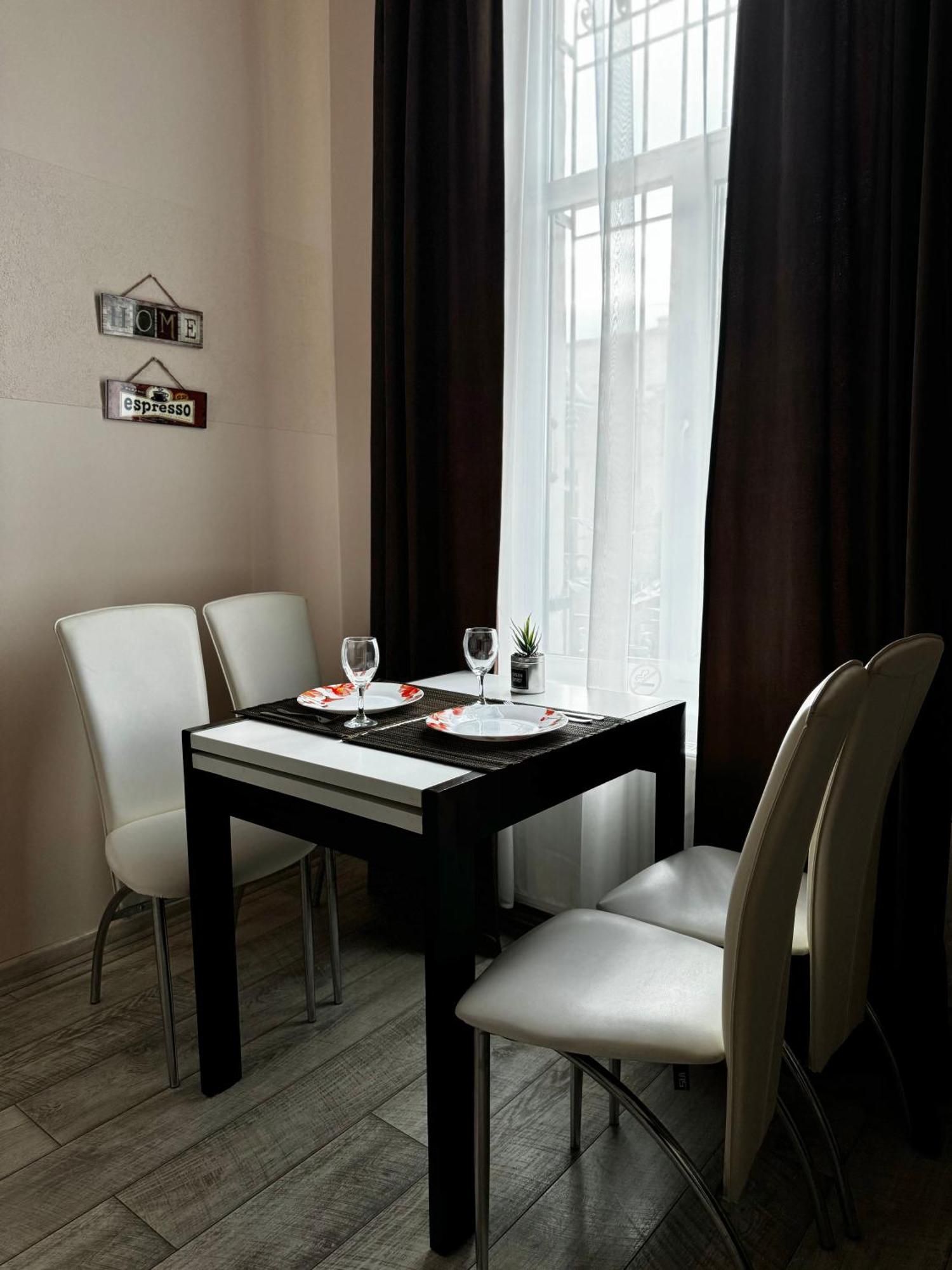 לבוב Opera House Apartment מראה חיצוני תמונה